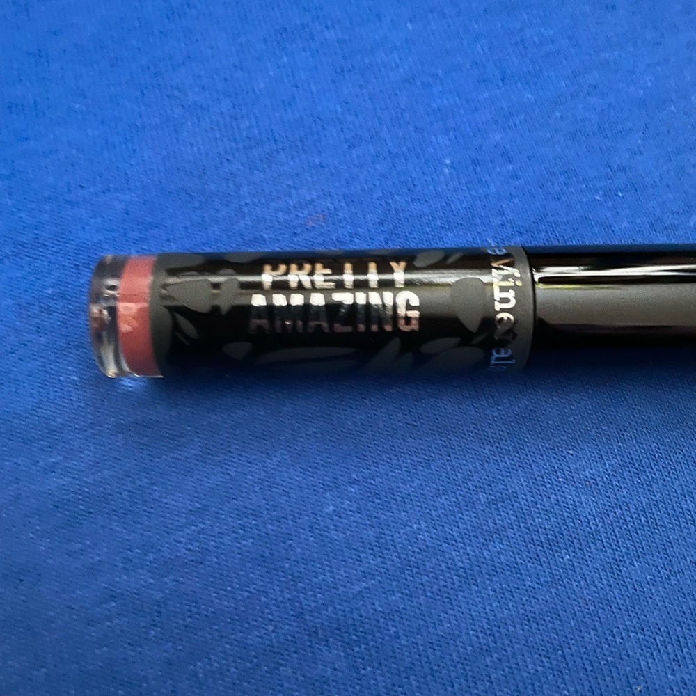 bareMinerals lip gloss